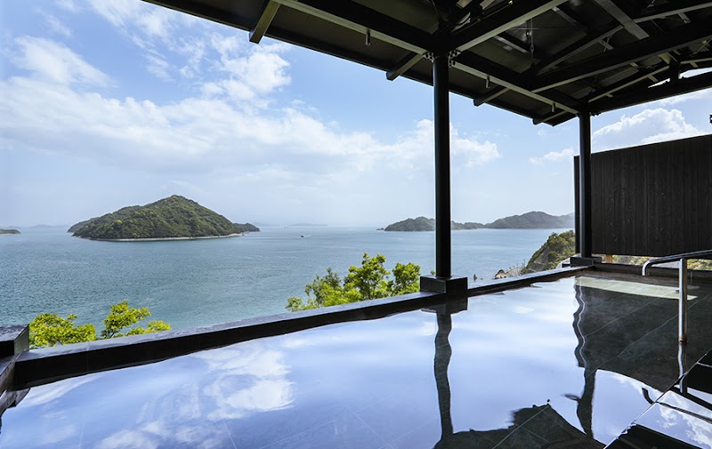 Open-air bath at Kinoe Onsen